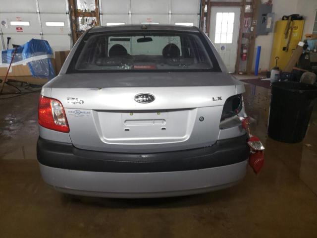 2009 KIA Rio VIN KNADE223896462075 Copart auction photo, rear end damage thumbnail 6