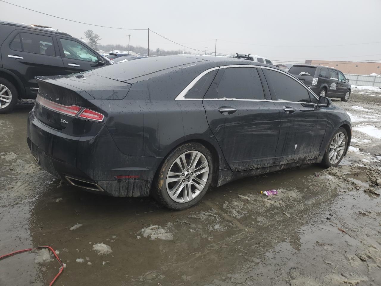 2015 Lincoln MKZ VIN 3LN6L2LU1FR624552 Copart auction photo, front end damage thumbnail 3