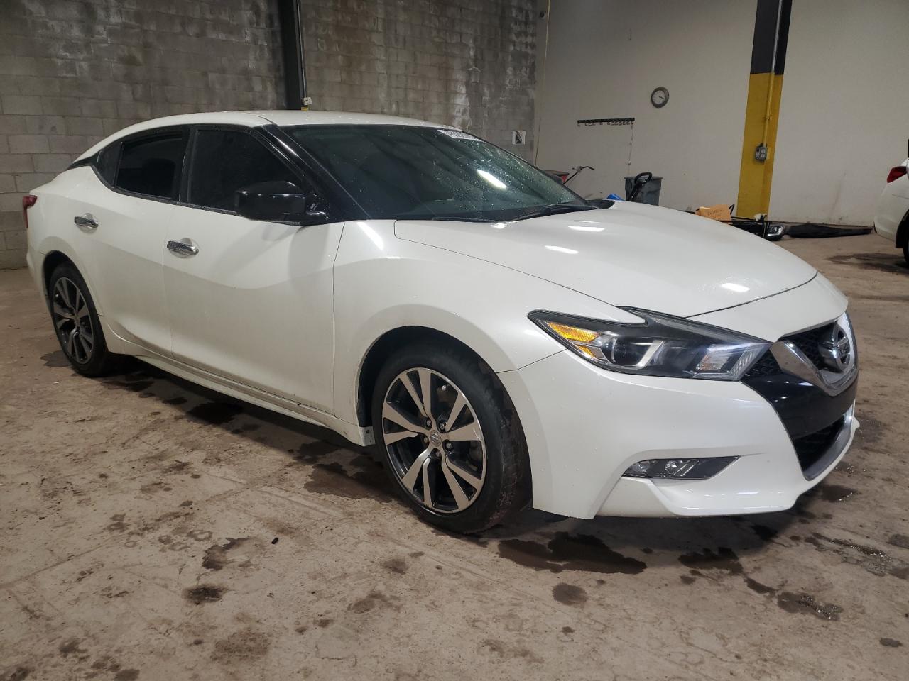 2016 Nissan Maxima VIN 1N4AA6AP4GC906053 Copart auction photo, vandalism / side damage thumbnail 4