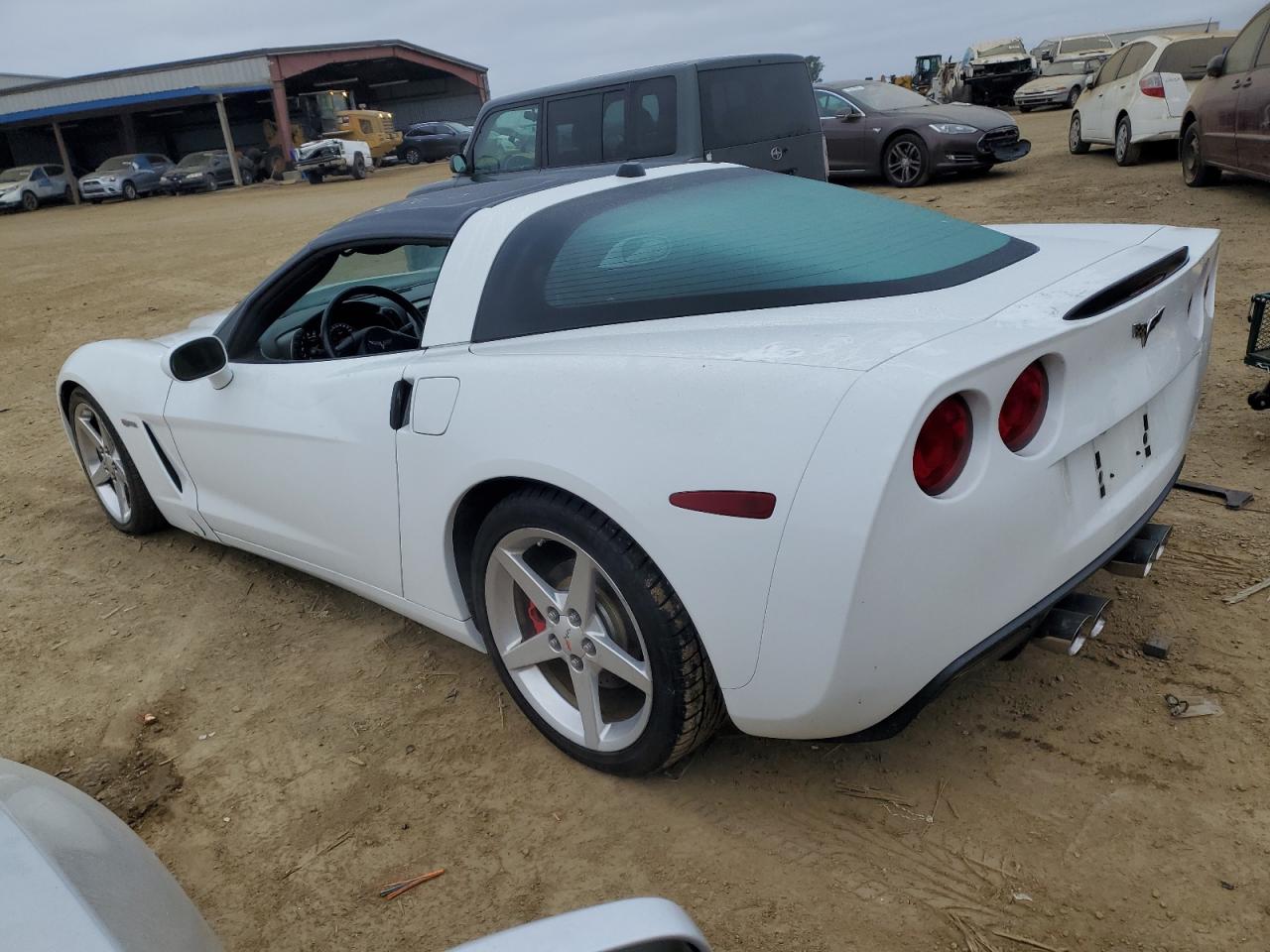2005 Chevrolet Corvette VIN 1G1YY24U955109841 Copart auction photo, vandalism damage thumbnail 2