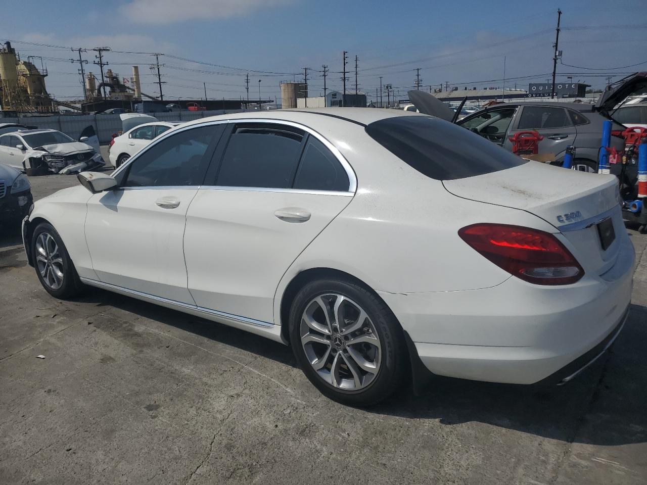 2018 Mercedes-Benz C-klasse VIN 55SWF4JB6JU238985 Copart auction photo, front end damage thumbnail 2