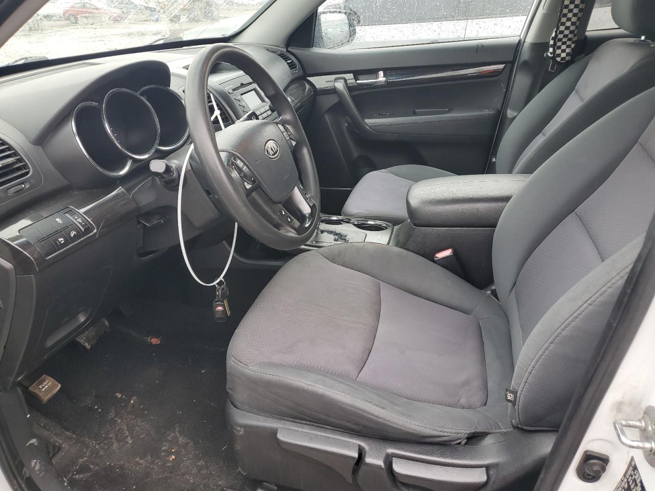 2013 KIA Sorento VIN 5XYKT3A10DG412914 Copart auction photo, front end damage thumbnail 7