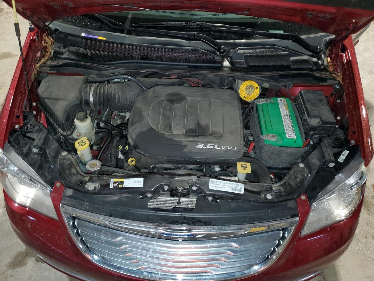 2015 Chrysler Town & Country VIN 2C4RC1CG3FR547601 Copart auction photo, front end / side damage thumbnail 12