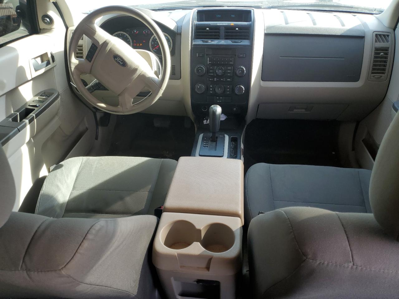 2011 Ford Escape VIN 1FMCU0C70BKC65756 Copart auction photo, side / minor dent/scratches damage thumbnail 8
