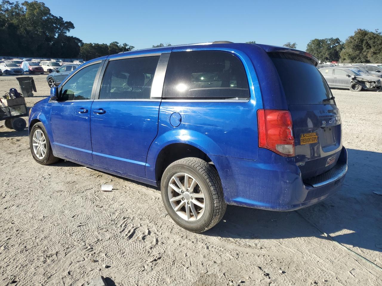 2020 Dodge Caravan VIN 2C4RDGCG5LR207541 Copart auction photo, front end / side damage thumbnail 2