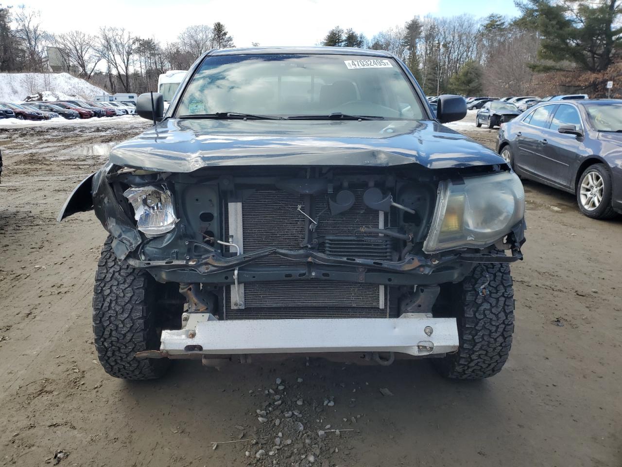2011 Toyota Tacoma VIN 3TMLU4EN8BM076854 Copart auction photo, front end damage thumbnail 5