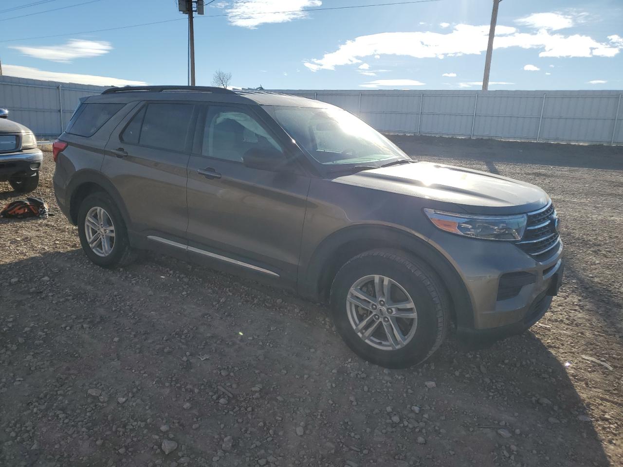 2021 Ford Explorer VIN 1FMSK8DH1MGB88800 Copart auction photo, side / rear end damage thumbnail 4