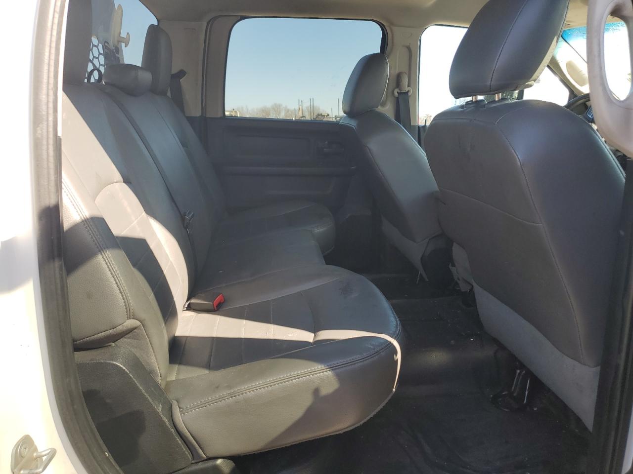 2016 RAM 4500 VIN 3C7WRKEL4GG304312 Copart auction photo, front end / side damage thumbnail 6