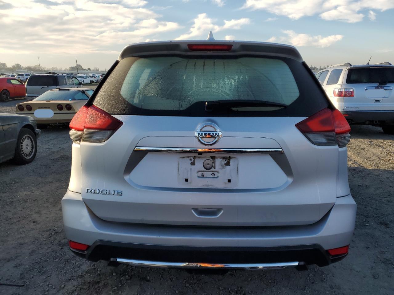 2017 Nissan Rogue VIN JN8AT2MT9HW382005 Copart auction photo, front end damage thumbnail 7