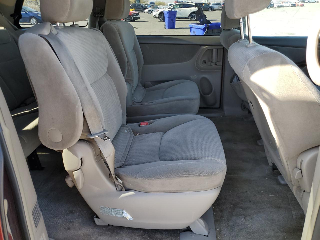 2005 Toyota Sienna VIN 5TDZA23C65S325066 Copart auction photo, rear end damage thumbnail 11