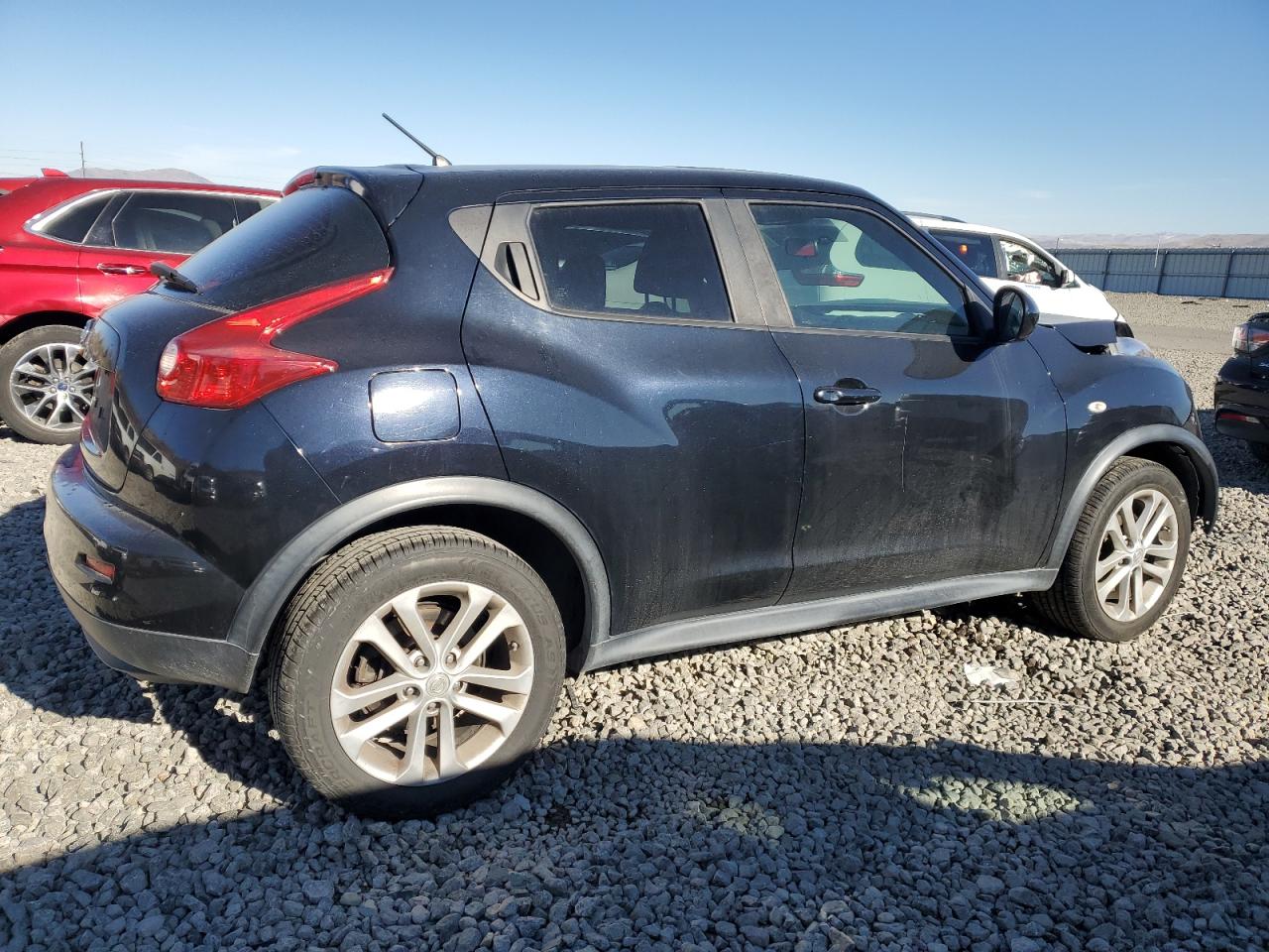 2011 Nissan Juke VIN JN8AF5MR7BT022561 Copart auction photo, front end damage thumbnail 3
