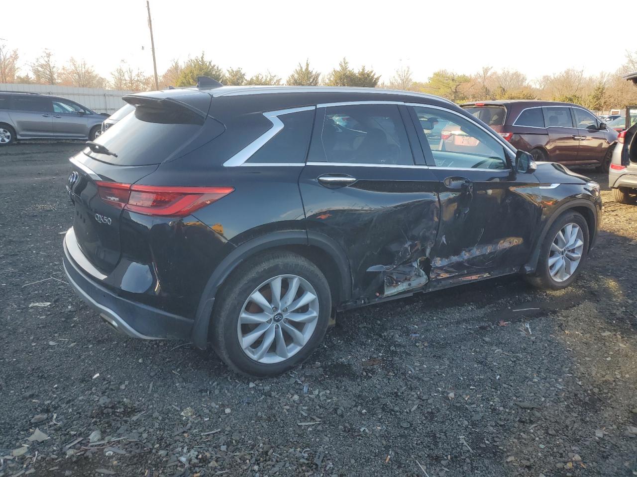 2019 Infiniti QX50 VIN 3PCAJ5M3XKF122047 Copart auction photo, side damage thumbnail 3