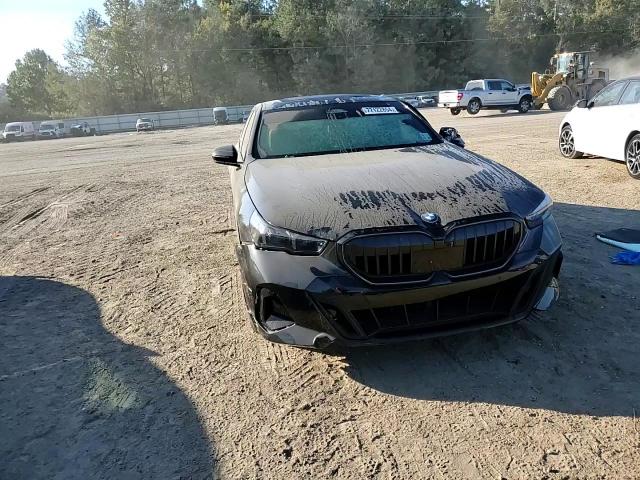 2024 BMW 5er VIN WBA43FJ06RCP88933 Copart auction photo, side / front end damage thumbnail 11