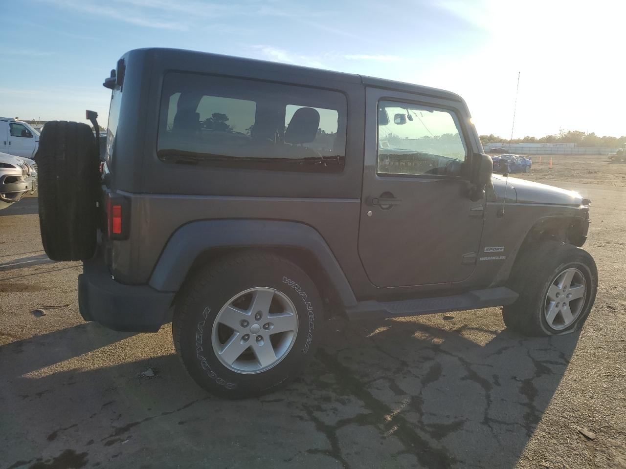 2014 Jeep Wrangler VIN 1C4GJWAG9EL289539 Copart auction photo, front end / minor dent/scratches damage thumbnail 3