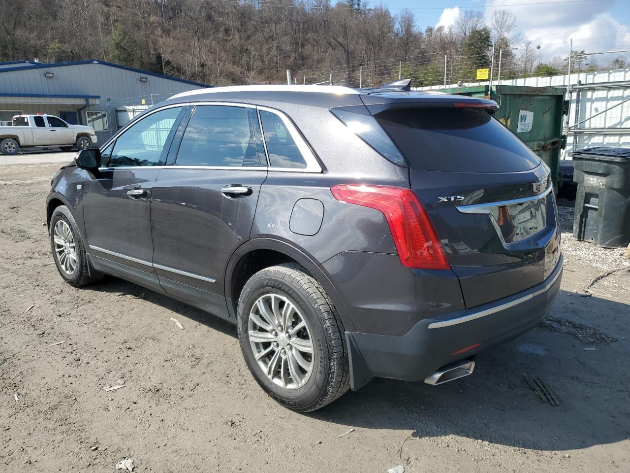 2018 Cadillac XT5 VIN 1GYKNCRS6JZ173772 Copart auction photo, front end damage thumbnail 2