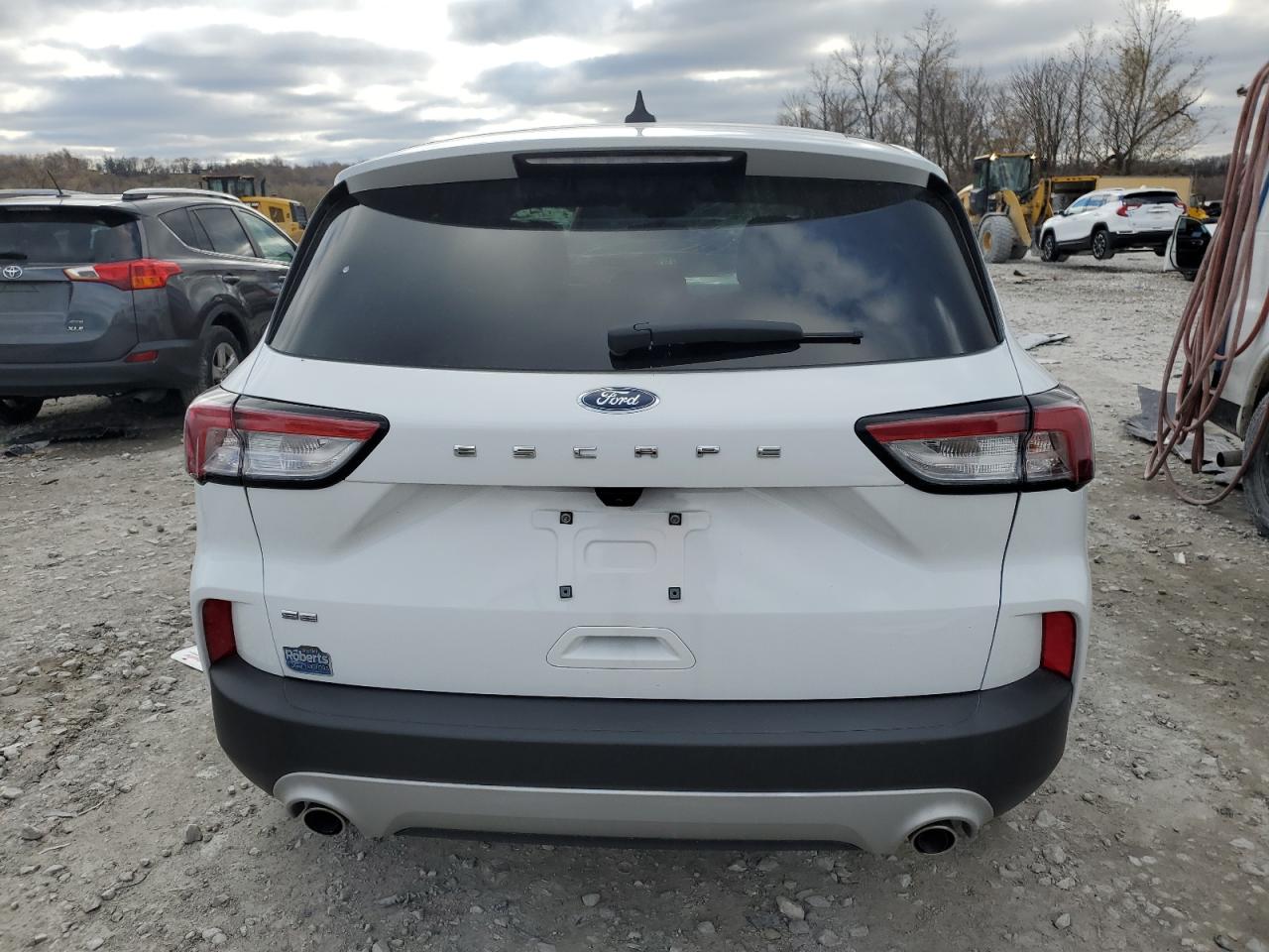 2021 Ford Escape VIN 1FMCU0G65MUA31282 Copart auction photo, front end damage thumbnail 6