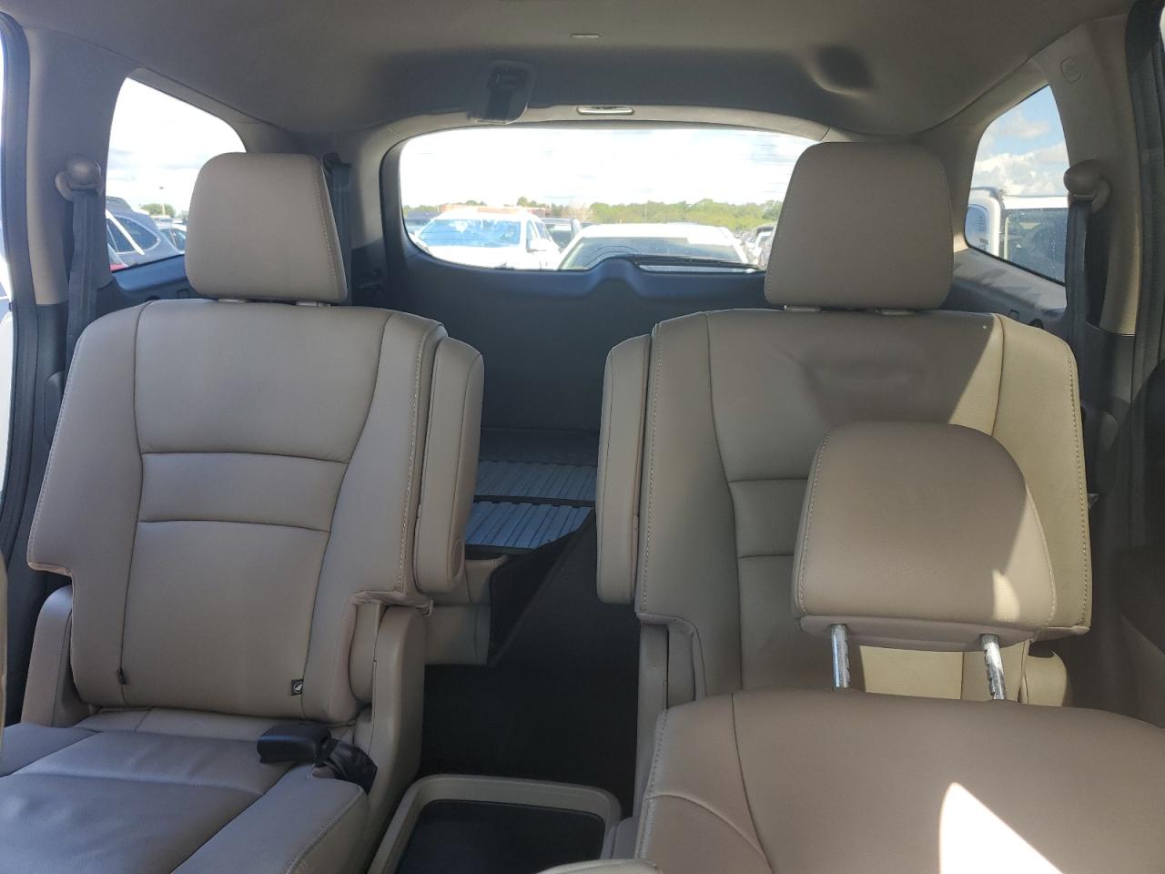 2021 Honda Pilot VIN 5FNYF5H64MB041813 Copart auction photo, water/flood damage thumbnail 10