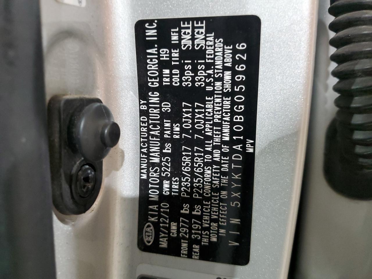 2011 KIA Sorento VIN 5XYKTDA10BG059626 Copart auction photo, rear end / side damage thumbnail 14