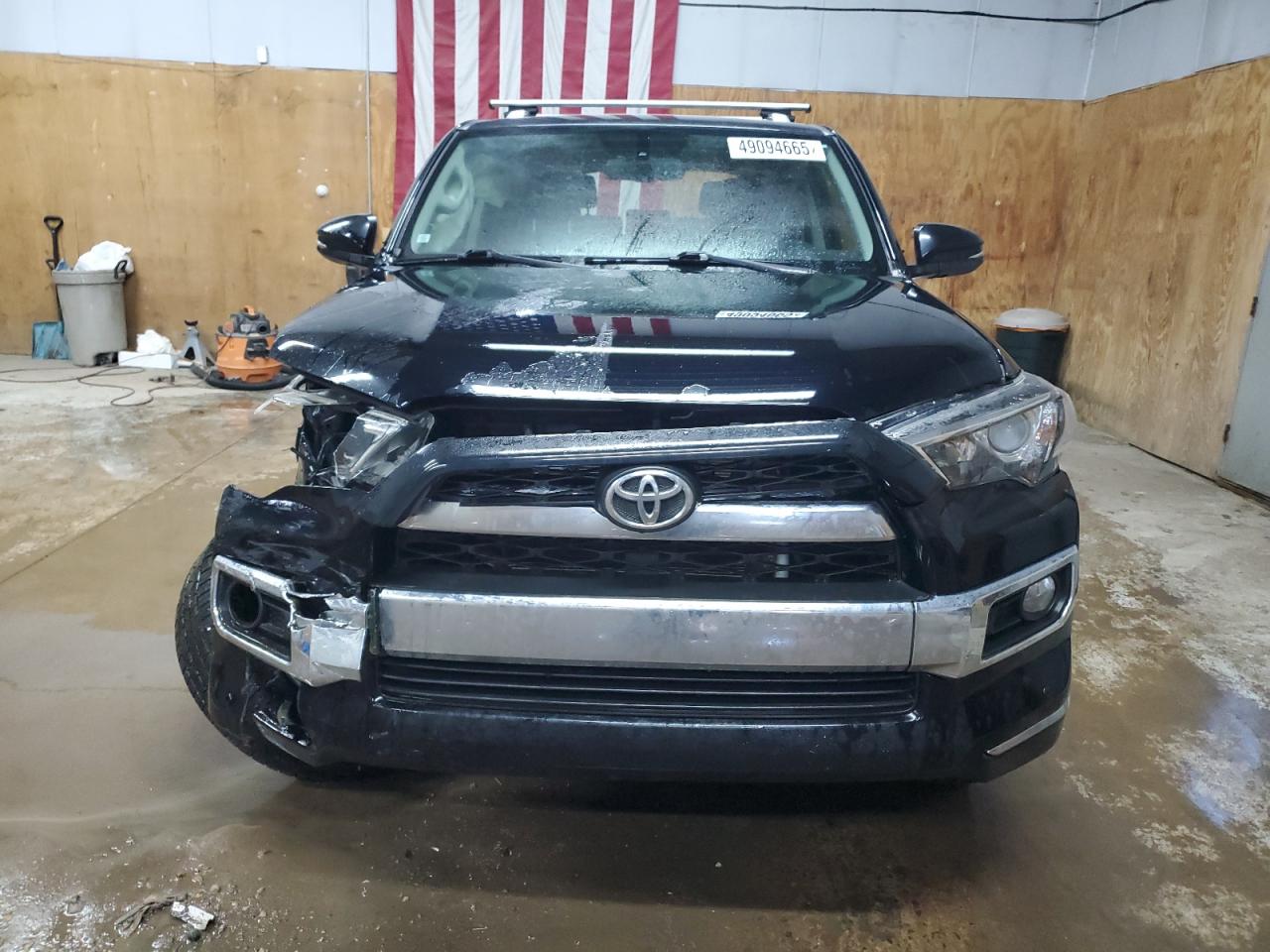 2016 Toyota 4Runner VIN JTEBU5JR3G5384839 Copart auction photo, front end / undercarriage damage thumbnail 5