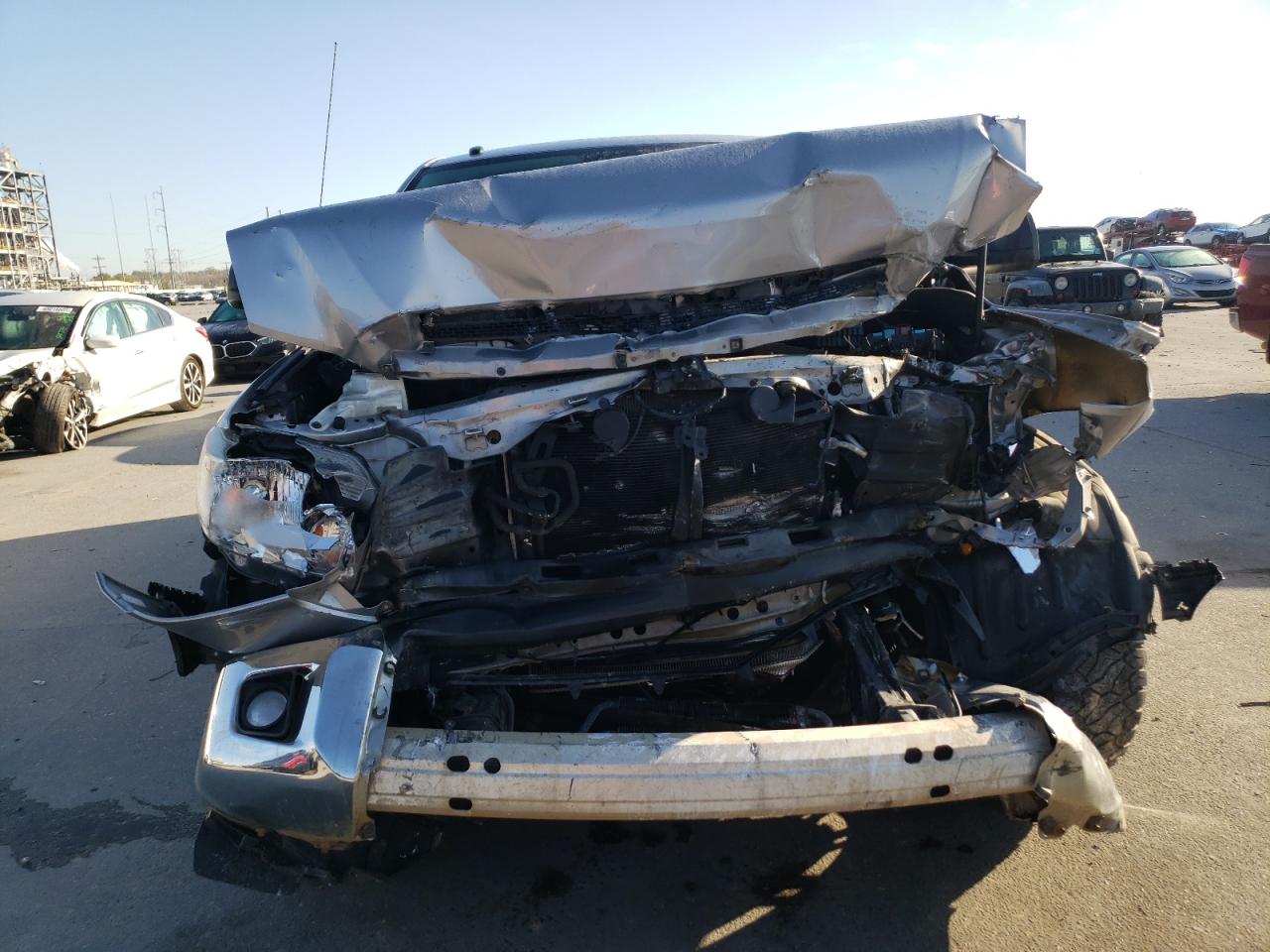 2017 Toyota Tundra VIN 5TFEW5F14HX215126 Copart auction photo, front end damage thumbnail 5