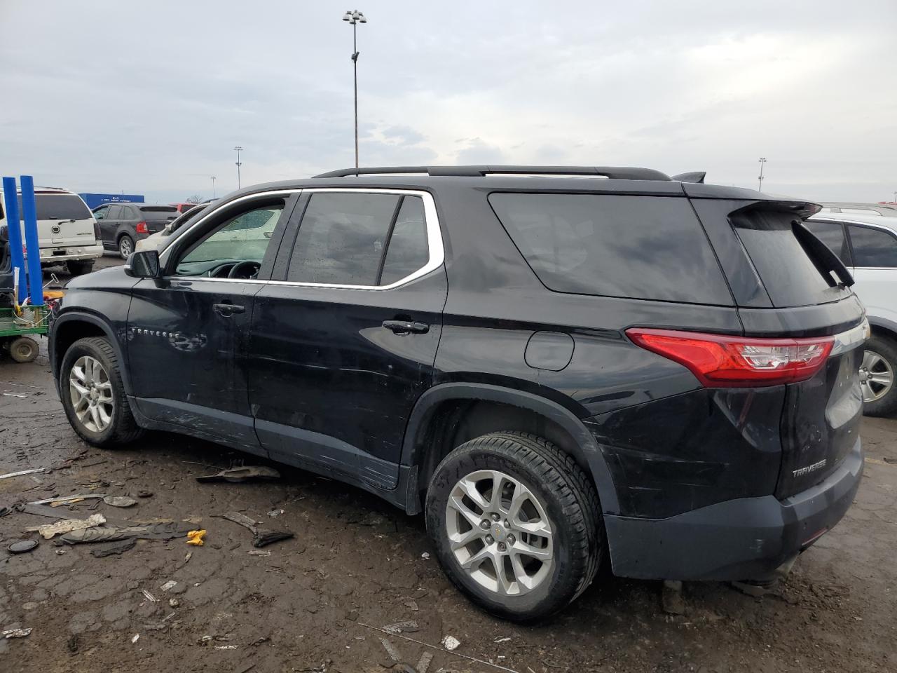 2020 Chevrolet Traverse VIN 1GNERGKW3LJ232684 Copart auction photo, front end damage thumbnail 2