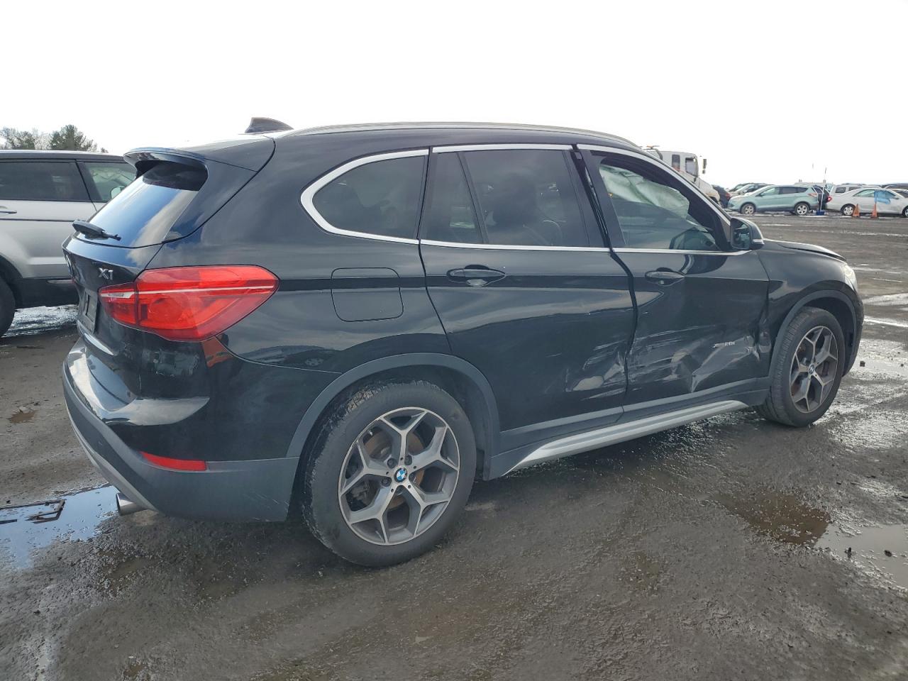 2016 BMW X1 VIN WBXHT3C38G5E52301 Copart auction photo, side / front end damage thumbnail 3