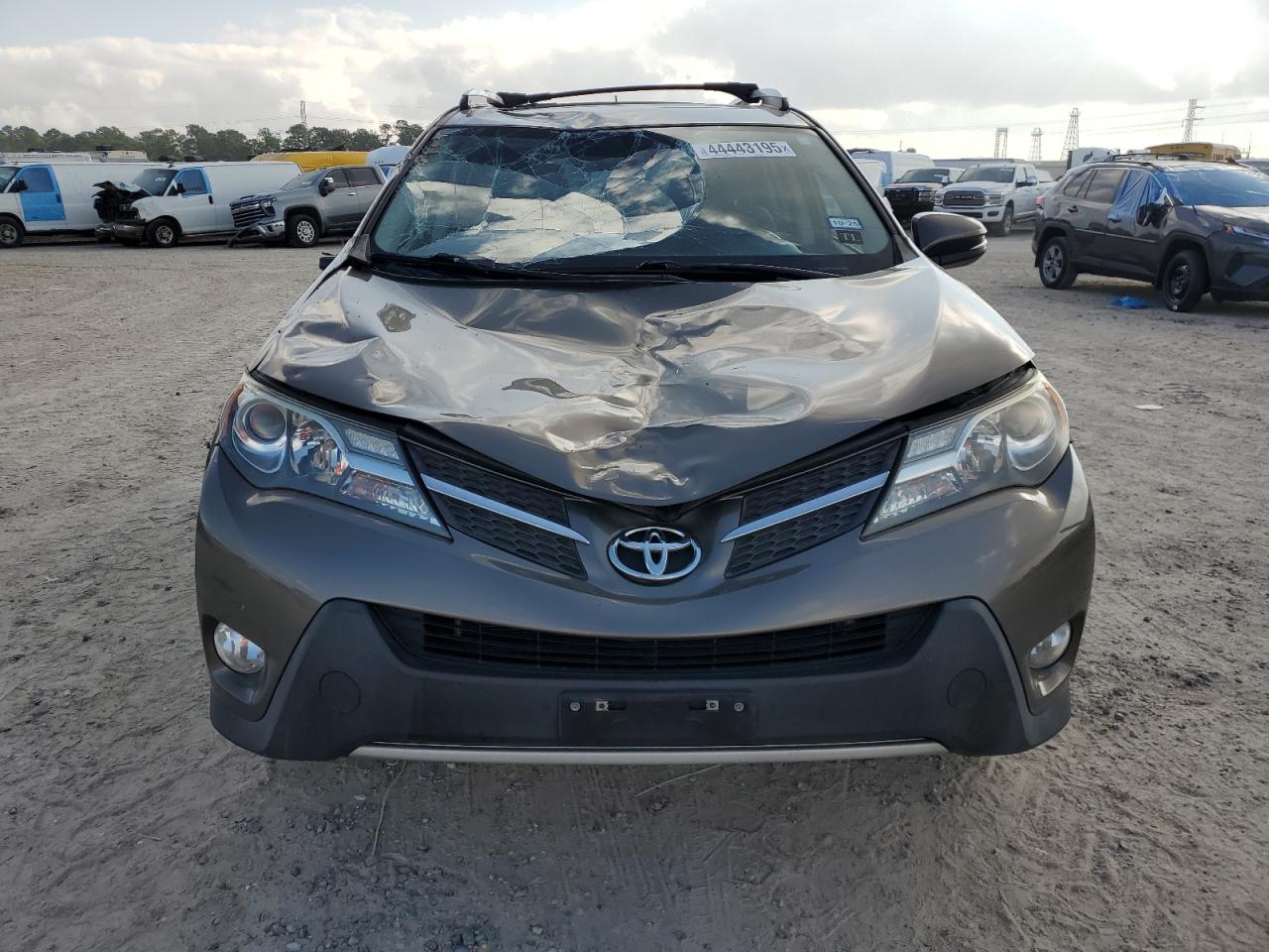 2015 Toyota RAV 4 VIN JTMWFREV9FD071765 Copart auction photo, front end damage thumbnail 5