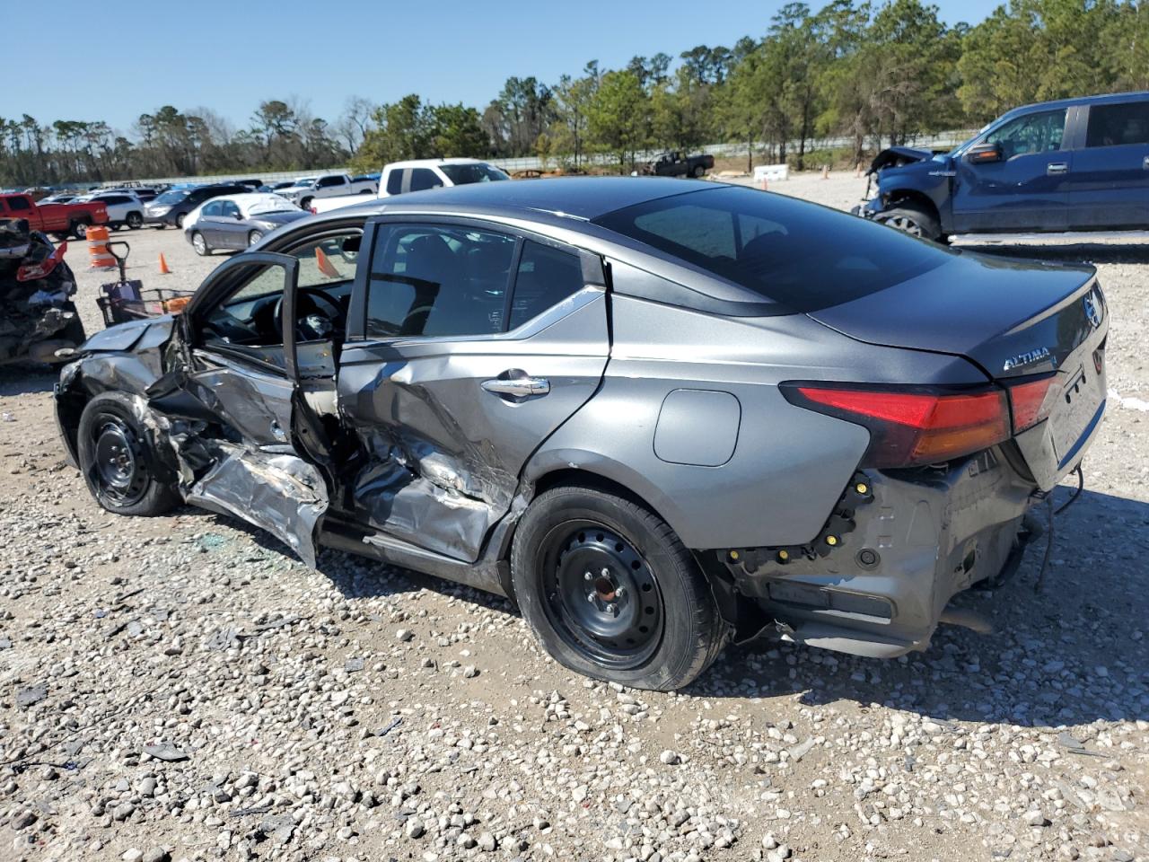 2021 Nissan Altima VIN 1N4BL4BV9MN374198 Copart auction photo, side / rear end damage thumbnail 2