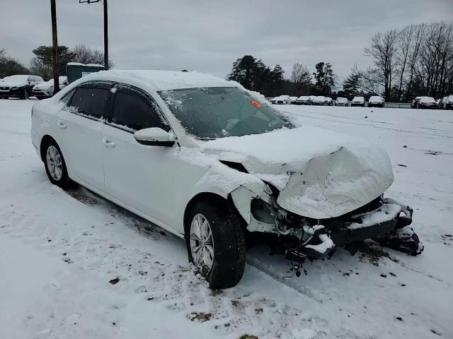 2018 Volkswagen Passat VIN 1VWAA7A37JC006832 Copart auction photo, front end damage thumbnail 10