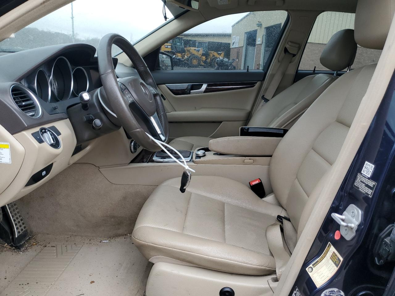 2014 Mercedes-Benz C-klasse VIN WDDGF8ABXER307745 Copart auction photo, side / front end damage thumbnail 7