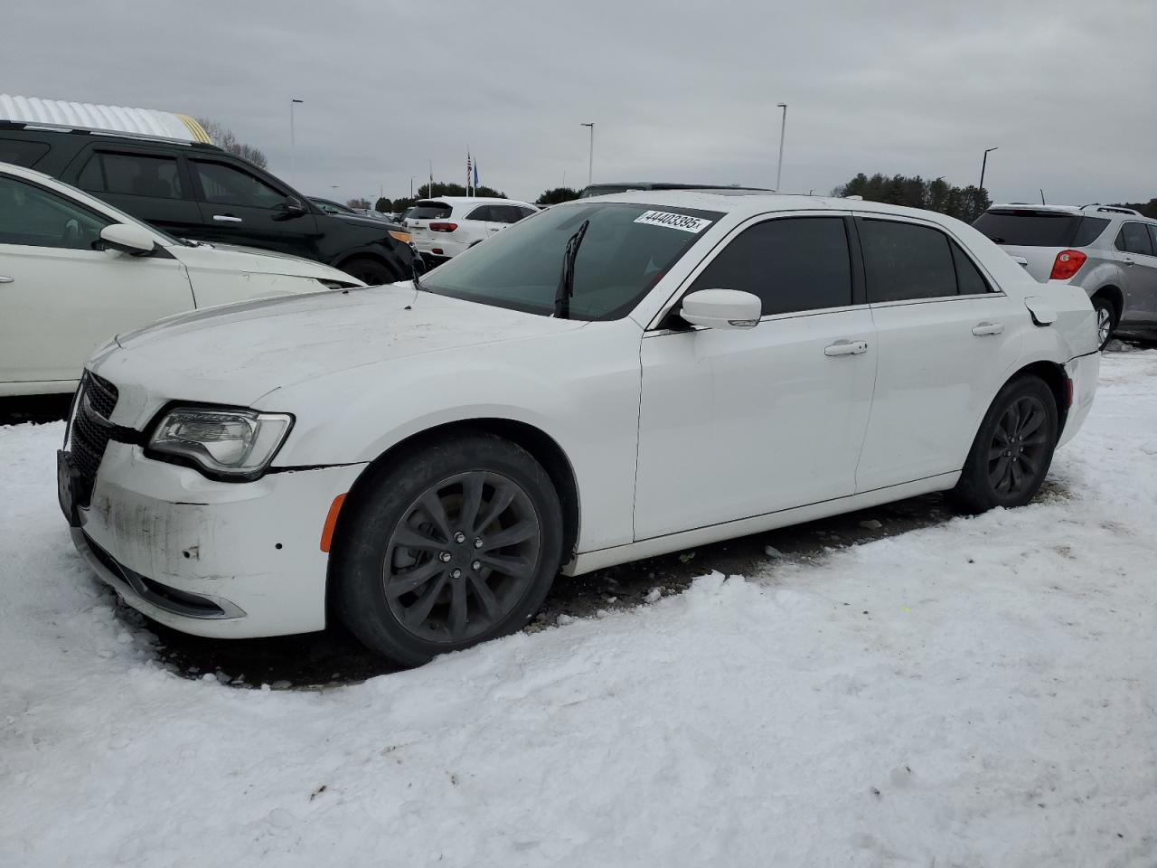 2016 Chrysler 300 VIN 2C3CCARG2GH262025 - Copart auction photo