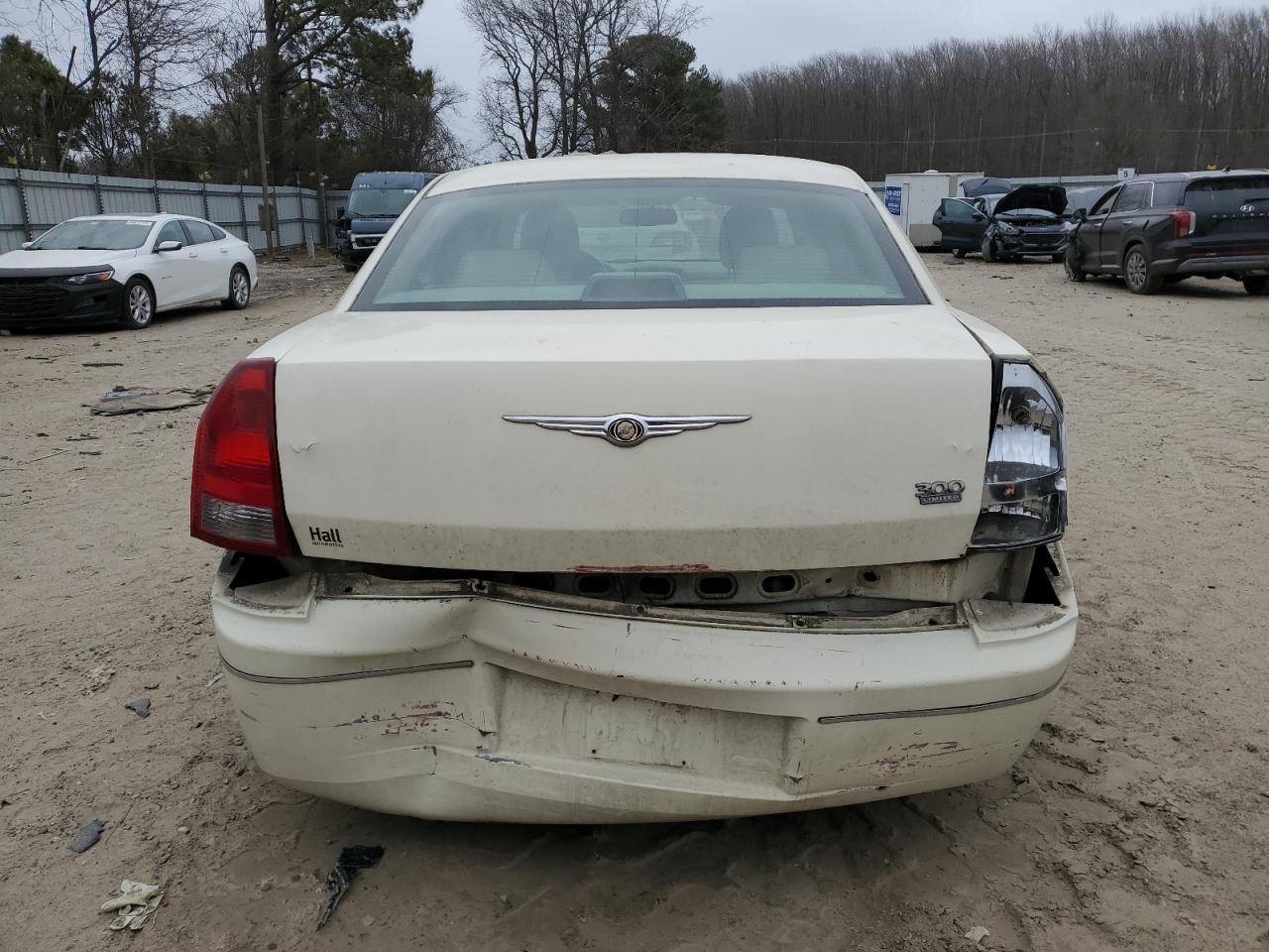 2006 Chrysler 300 VIN 2C3KA53G06H232330 Copart auction photo, all over damage thumbnail 6