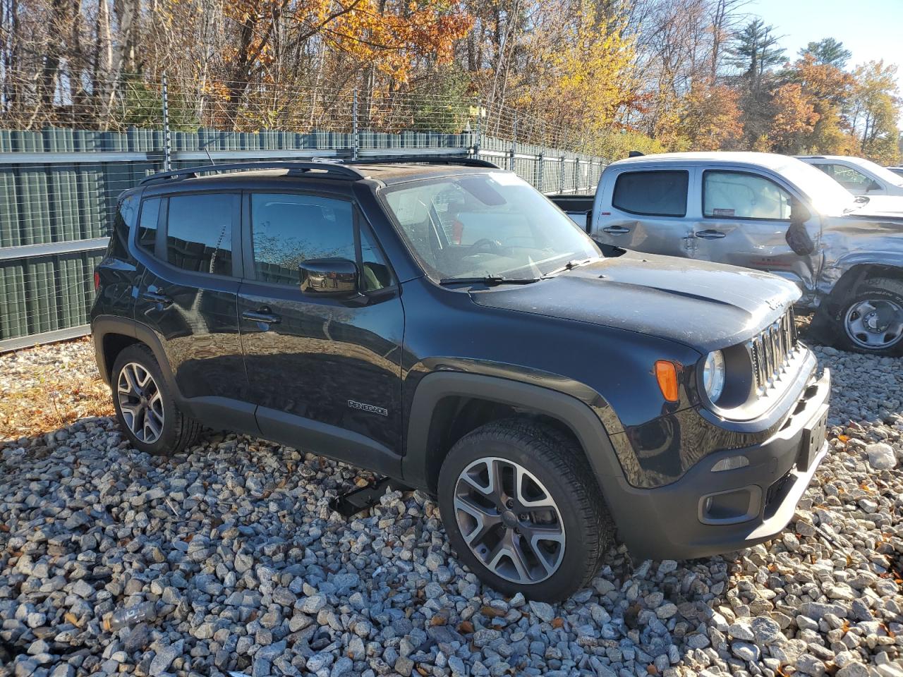 2015 Jeep Renegade VIN ZACCJBBT2FPB81215 Copart auction photo, front end / minor dent/scratches damage thumbnail 4