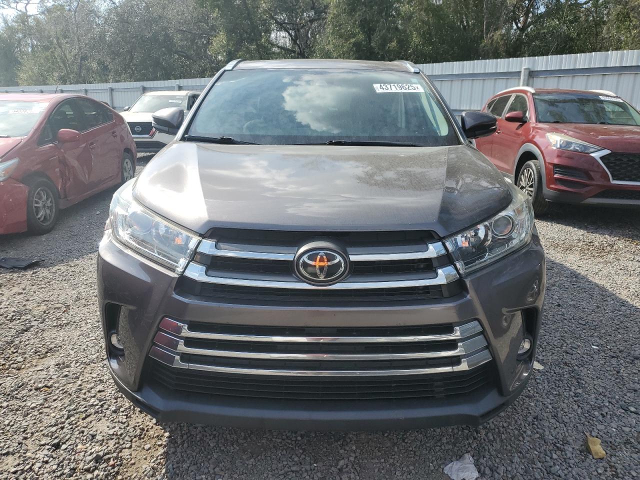 2019 Toyota Highlander VIN 5TDYZRFH7KS325027 Copart auction photo, rear end / side damage thumbnail 5