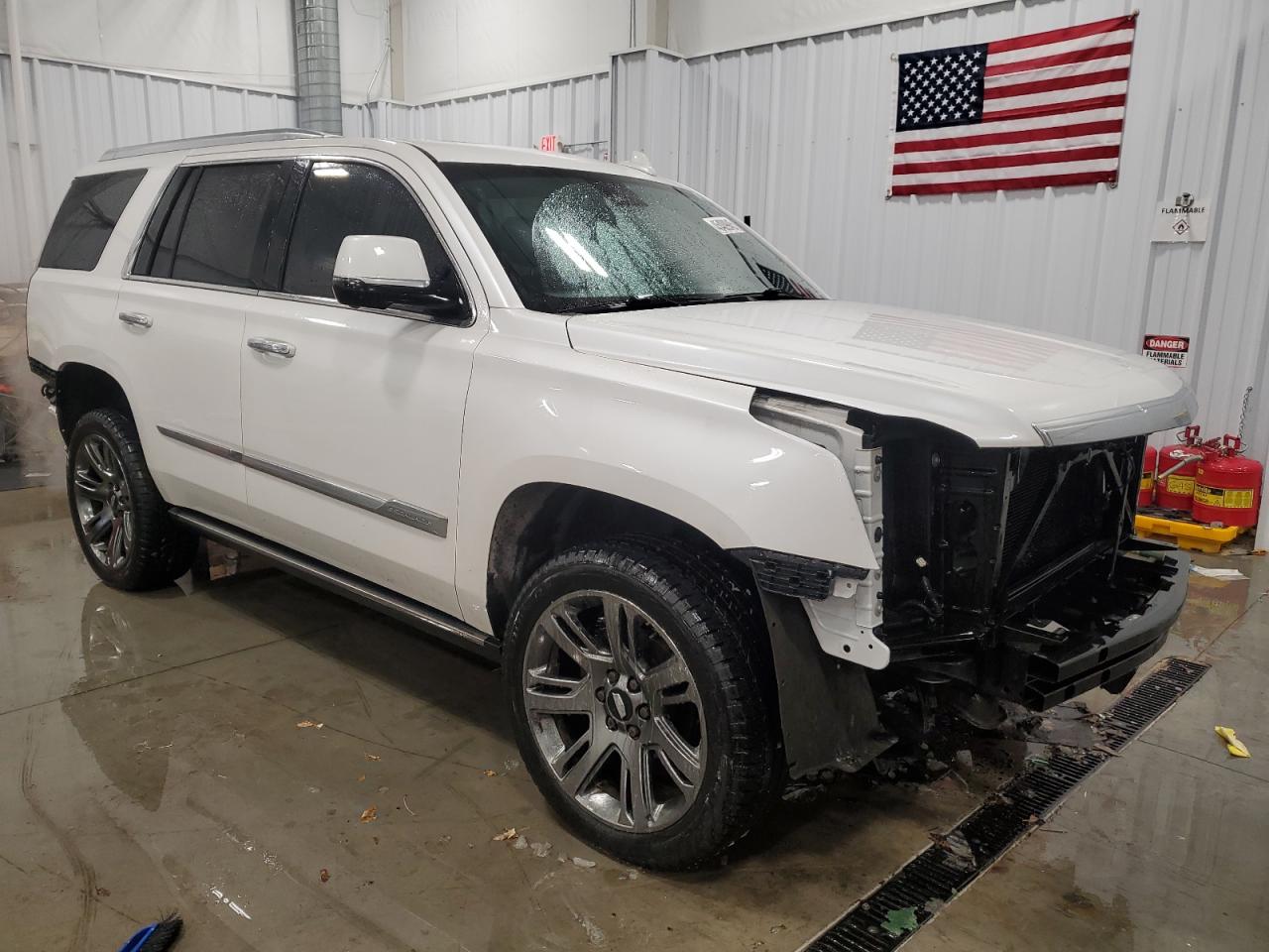 2016 Cadillac Escalade VIN 1GYS4CKJ8GR405253 Copart auction photo, front end damage thumbnail 4