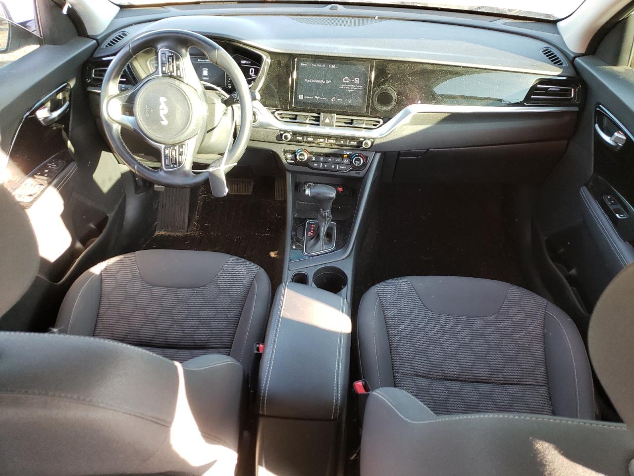 2022 KIA Niro VIN KNDCB3LC0N5548959 Copart auction photo, front end / hail damage thumbnail 8