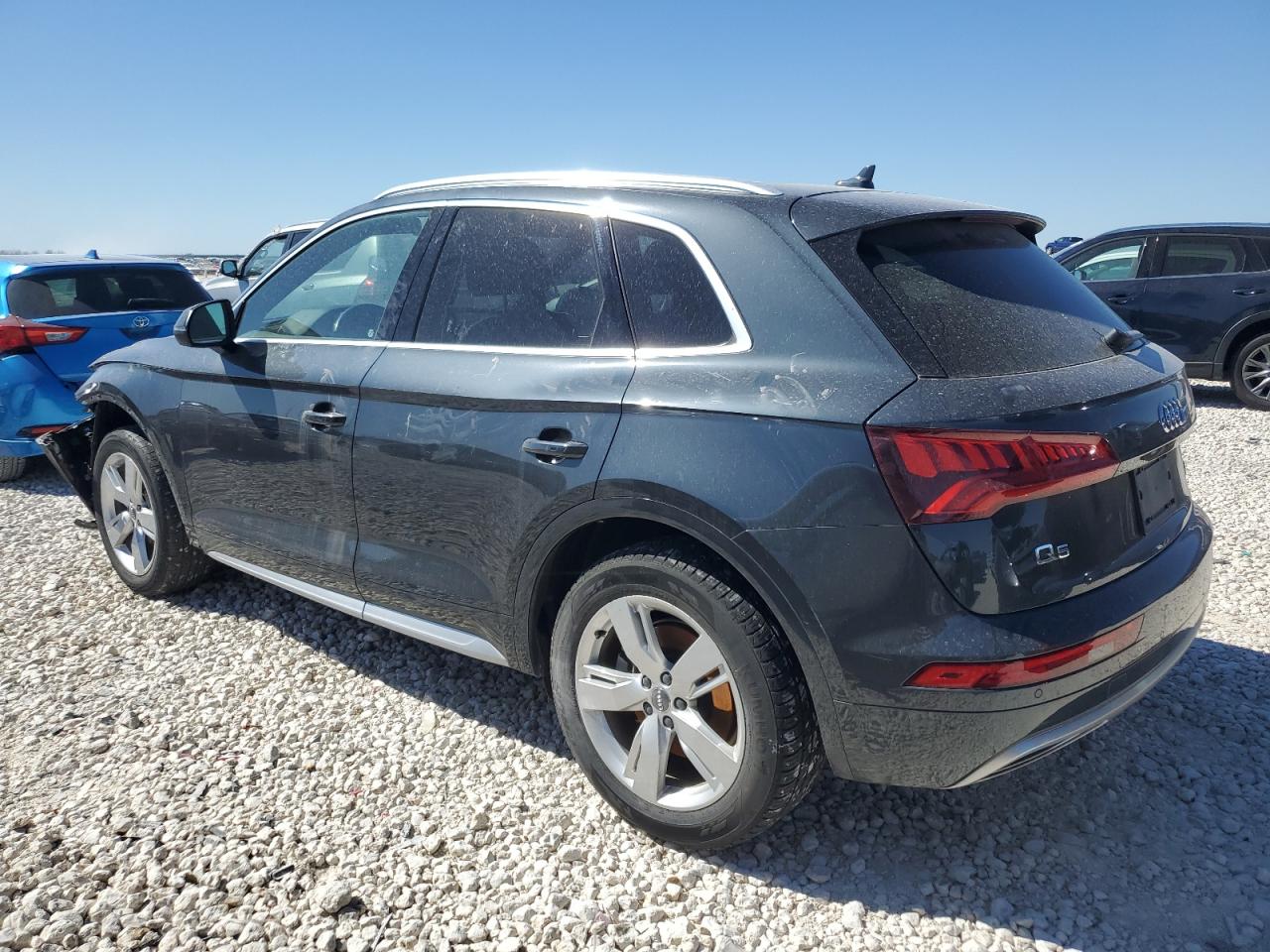 2018 Audi Q5 VIN WA1BNAFYXJ2143941 Copart auction photo, front end / minor dent/scratches damage thumbnail 2