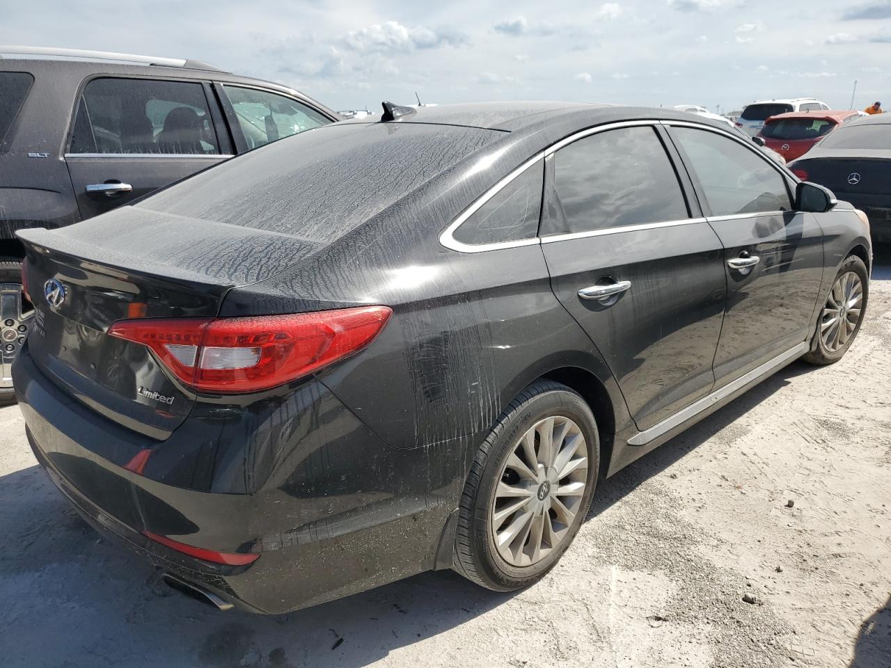 2015 Hyundai Sonata VIN 5NPE34AF6FH143957 Copart auction photo, water/flood damage thumbnail 3
