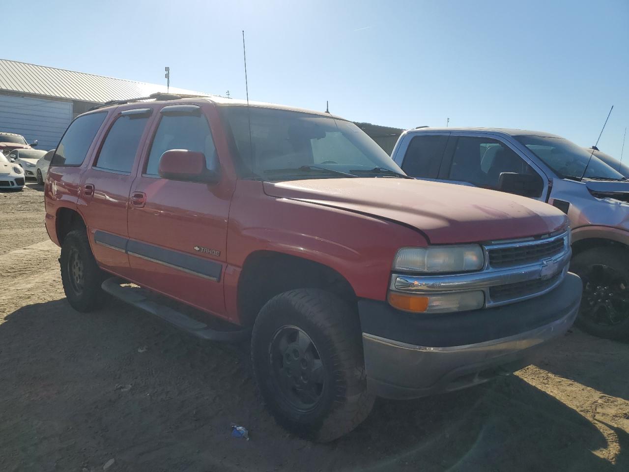 2002 Chevrolet Tahoe VIN 1GNEK13Z92J169423 Copart auction photo, vandalism damage thumbnail 4