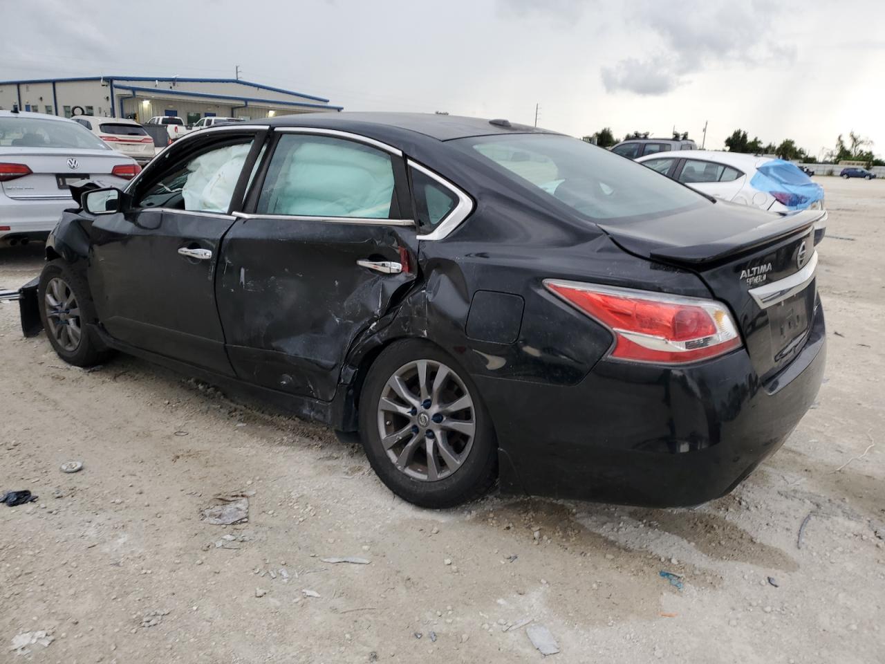 2015 Nissan Altima VIN 1N4AL3AP6FN921696 Copart auction photo, all over damage thumbnail 2
