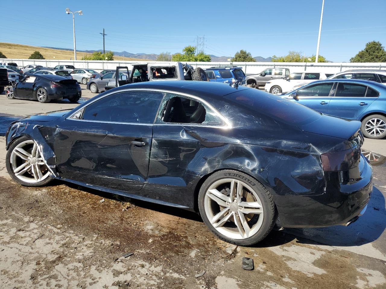 2010 Audi RS5 VIN WAUCVAFR4AA022490 Copart auction photo, rollover / undercarriage damage thumbnail 2