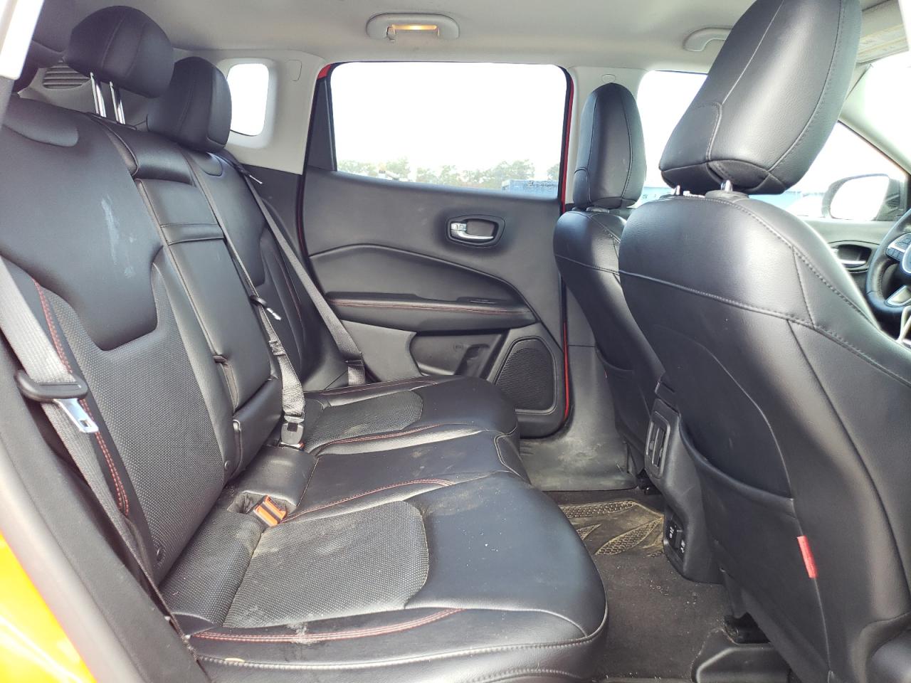 2017 Jeep Compass VIN 3C4NJDDB8HT635262 Copart auction photo, front end / minor dent/scratches damage thumbnail 11
