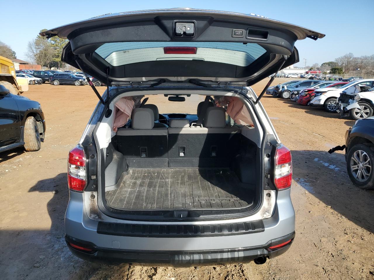 2015 Subaru Forester VIN JF2SJAWC3FH528804 Copart auction photo, front end damage thumbnail 6