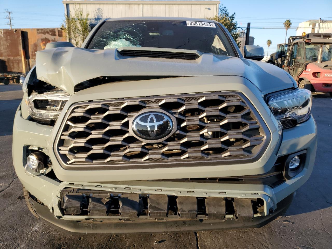 2022 Toyota Tacoma VIN 3TMAZ5CN4NM196074 Copart auction photo, front end damage thumbnail 5