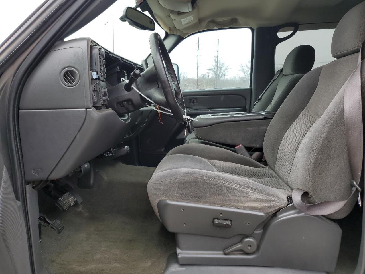 2006 Chevrolet Silverado VIN 1GCGK13U36F113489 Copart auction photo, rear end / side damage thumbnail 7