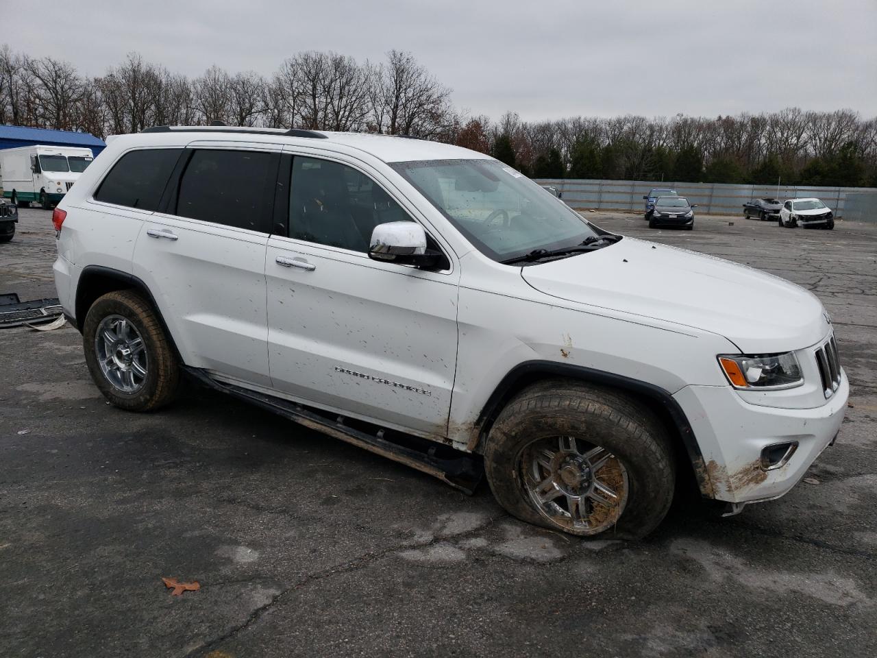2015 Jeep Grand Cherokee VIN 1C4RJFBG1FC142737 Copart auction photo, undercarriage / front end damage thumbnail 4
