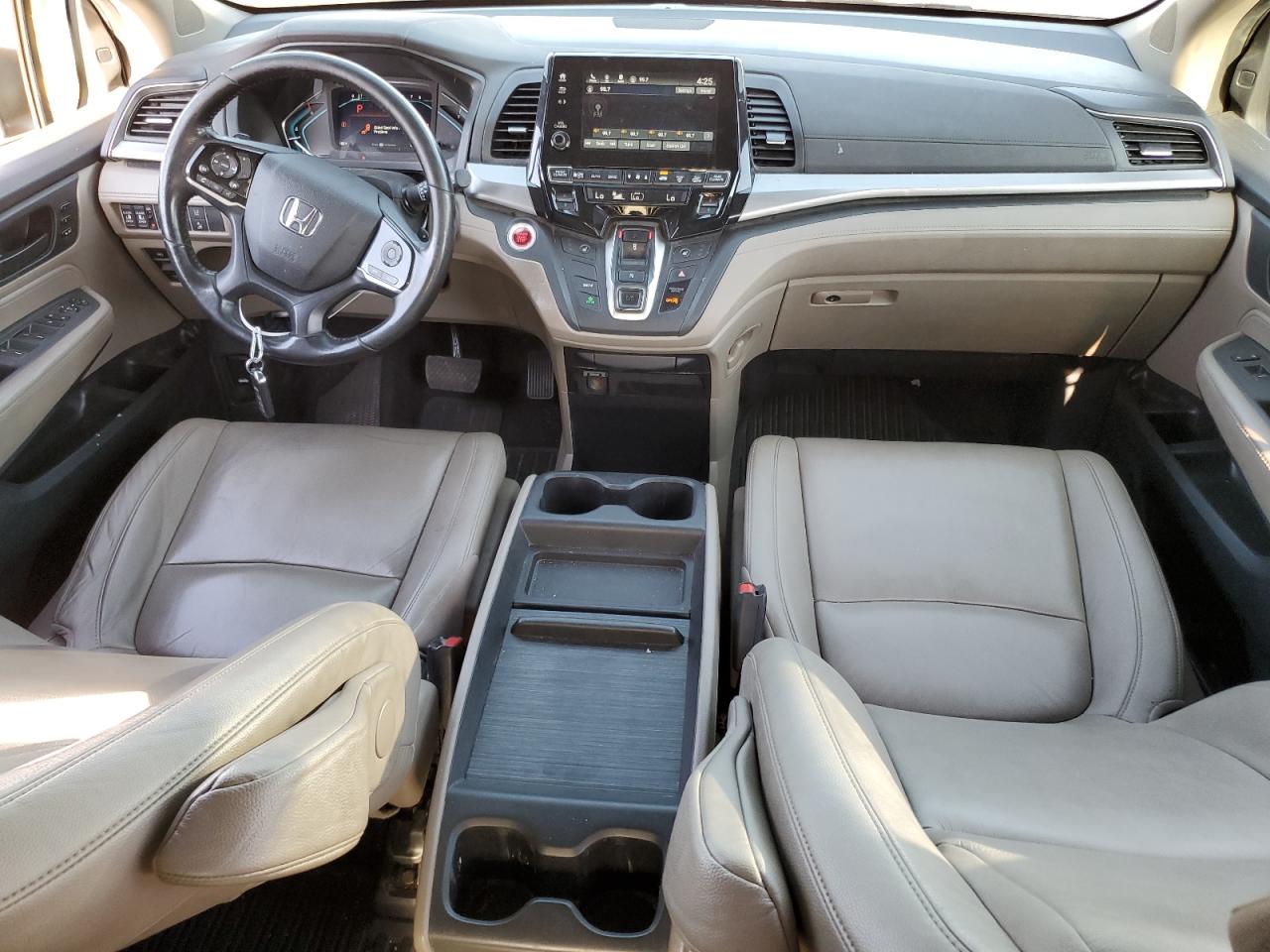 2019 Honda Odyssey VIN 5FNRL6H79KB060351 Copart auction photo, rear end damage thumbnail 8