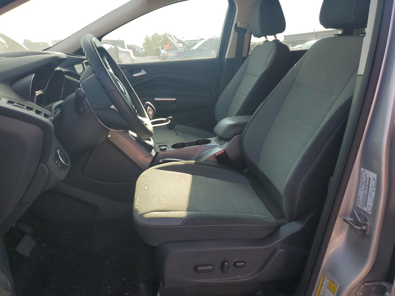 2016 Ford Escape VIN 1FMCU0GXXGUB05566 Copart auction photo, front end damage thumbnail 7