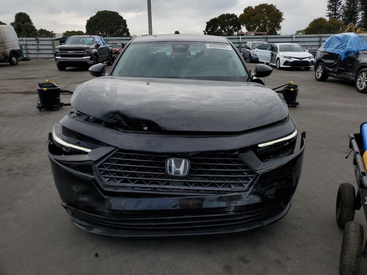 2024 Honda Accord VIN 1HGCY1F28RA068866 Copart auction photo, front end / side damage thumbnail 5