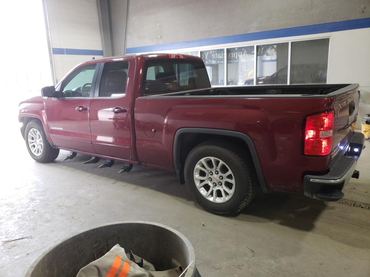 2017 GMC Sierra VIN 1GTV2MEC4HZ157001 Copart auction photo, front end / side damage thumbnail 2